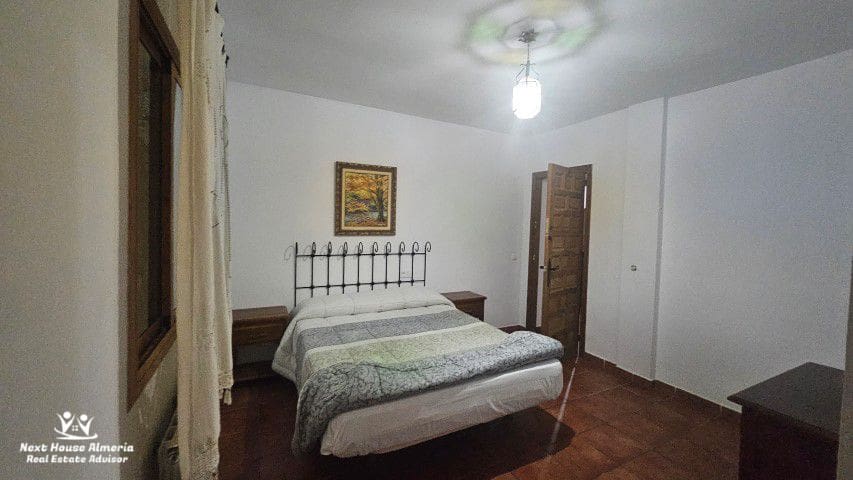 18 soveværelse Finca/Landehus til salg i Pozo Alcon med garage - € 835.000 (Ref: 8927244)