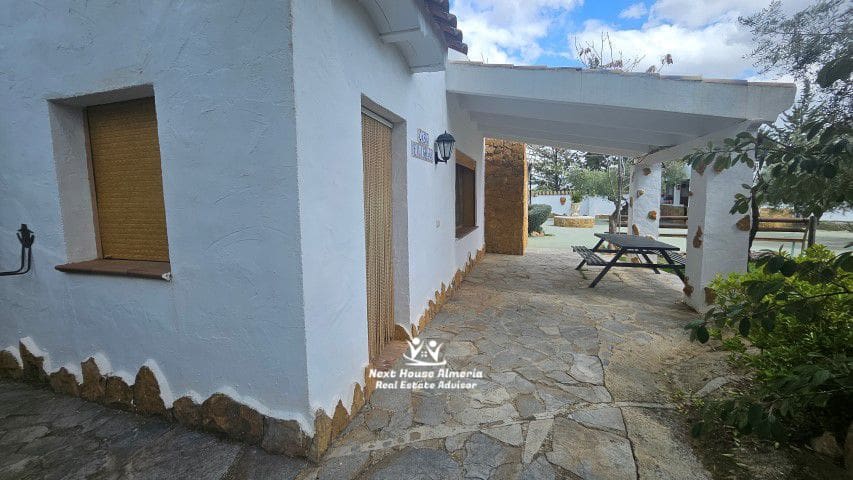 18 soveværelse Finca/Landehus til salg i Pozo Alcon med garage - € 835.000 (Ref: 8927244)