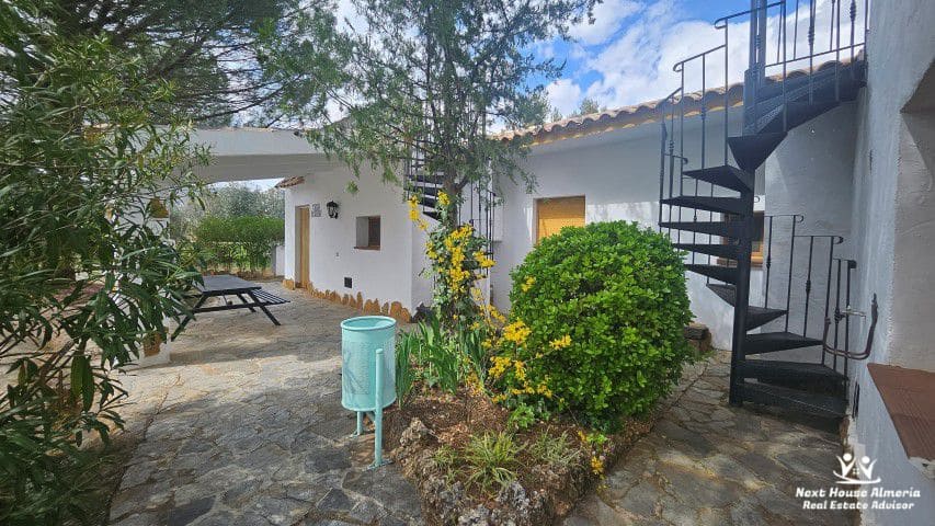 18 soveværelse Finca/Landehus til salg i Pozo Alcon med garage - € 835.000 (Ref: 8927244)