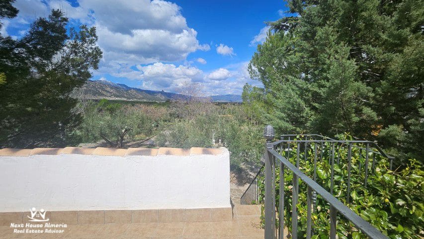 18 soveværelse Finca/Landehus til salg i Pozo Alcon med garage - € 835.000 (Ref: 8927244)