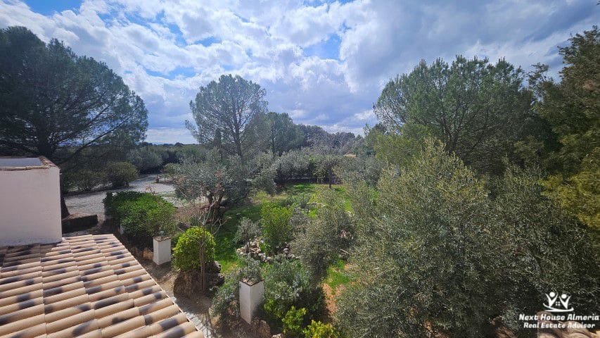 18 soveværelse Finca/Landehus til salg i Pozo Alcon med garage - € 835.000 (Ref: 8927244)