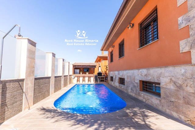 4 Zimmer Villa zu verkaufen in Pulpí mit Garage - 449.000 € (Ref: 8975967)