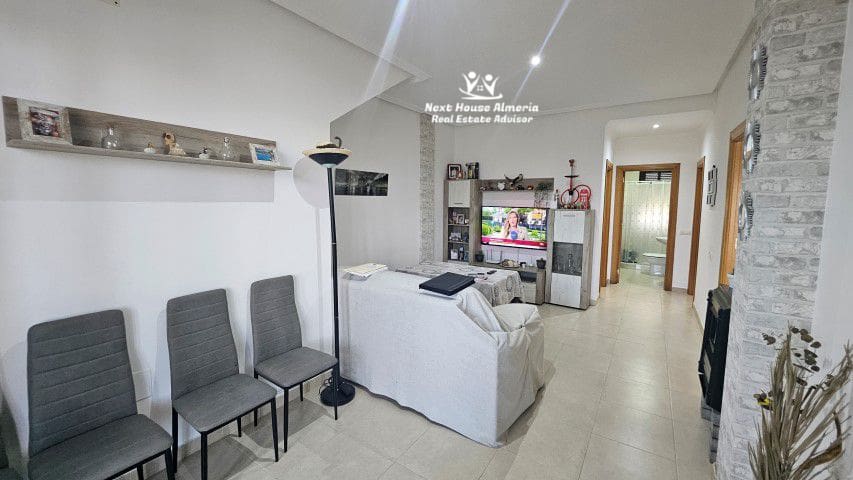 2 soveværelse Lejlighed til salg i Chirivel - € 65.000 (Ref: 9001801)