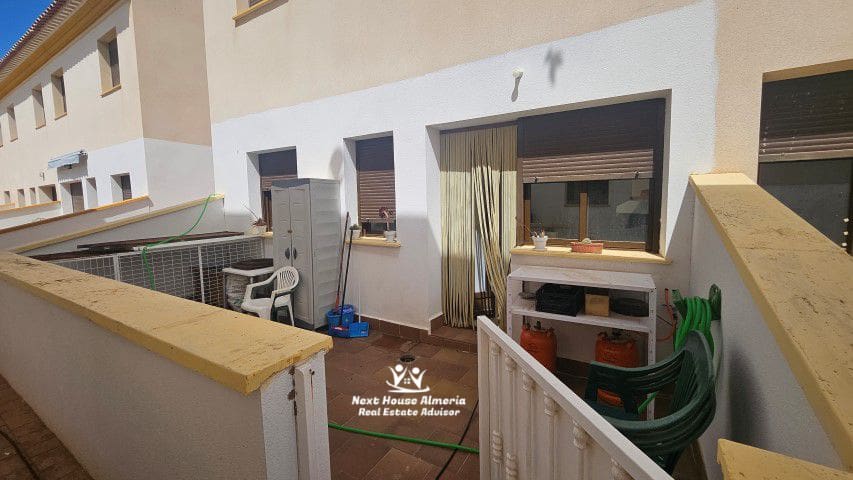 2 soveværelse Lejlighed til salg i Chirivel - € 65.000 (Ref: 9001801)