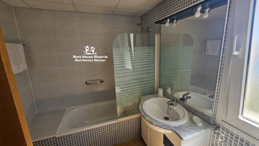 2 bedroom Penthouse for sale in Aguilas with garage - € 138,000 (Ref: 9018483)