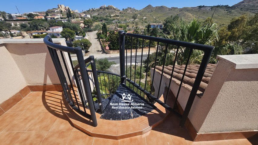 2 bedroom Penthouse for sale in Aguilas with garage - € 138,000 (Ref: 9018483)