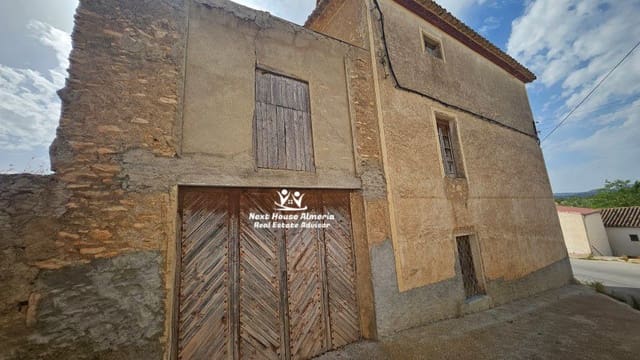 9 soveværelse Byhus til salg i Cúllar - € 89.000 (Ref: 9091948)