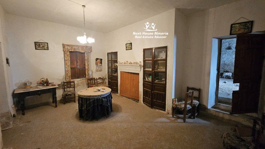 9 sypialnia Dom na sprzedaż w Cullar - 89 000 € (Ref: 9091948)