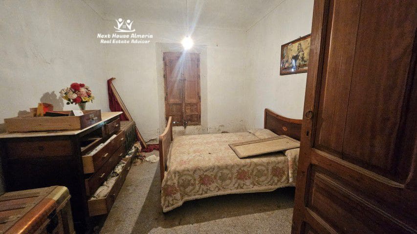 9 sypialnia Dom na sprzedaż w Cullar - 89 000 € (Ref: 9091948)