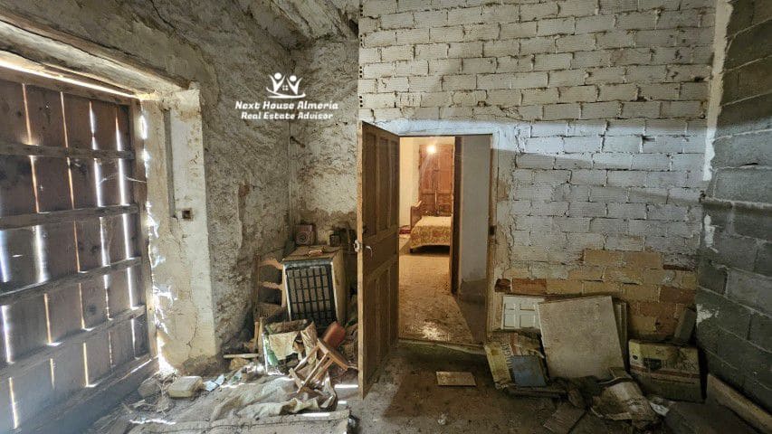 9 sypialnia Dom na sprzedaż w Cullar - 89 000 € (Ref: 9091948)