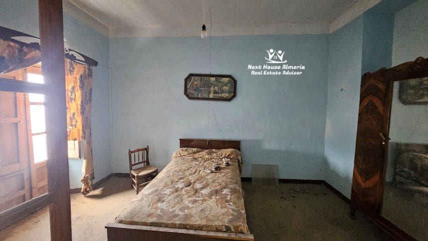 9 sypialnia Dom na sprzedaż w Cullar - 89 000 € (Ref: 9091948)