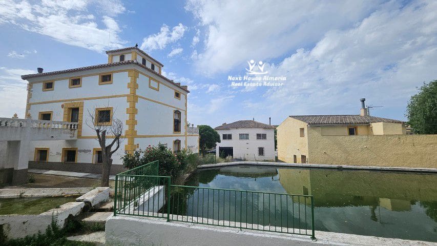 9 sypialnia Dom na sprzedaż w Cullar - 89 000 € (Ref: 9091948)