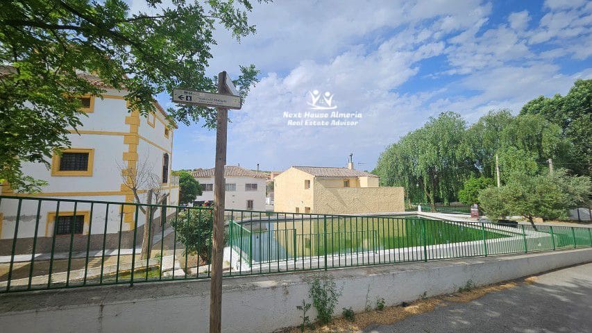 9 sypialnia Dom na sprzedaż w Cullar - 89 000 € (Ref: 9091948)