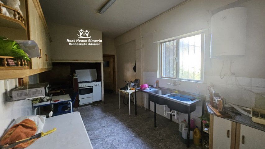 9 slaapkamer Huis te koop in Chirivel - € 175.000 (Ref: 9104908)