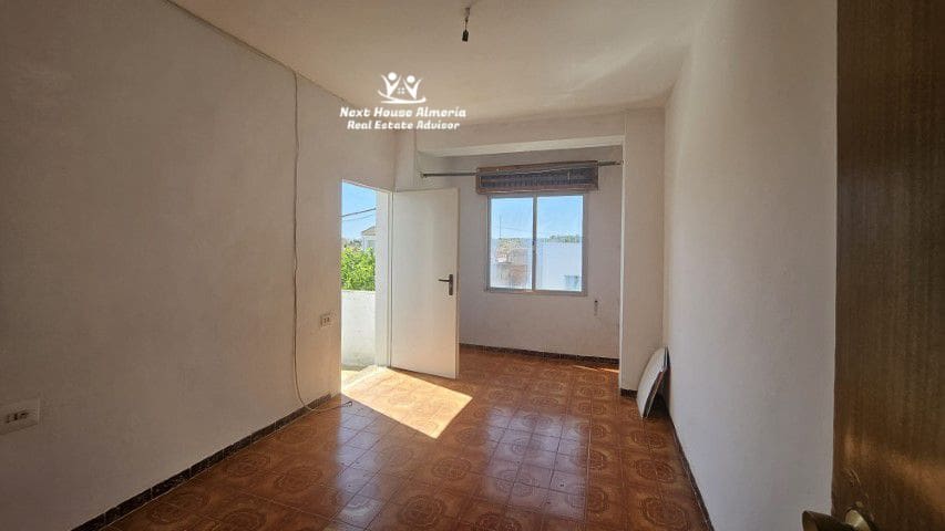 9 slaapkamer Huis te koop in Chirivel - € 175.000 (Ref: 9104908)