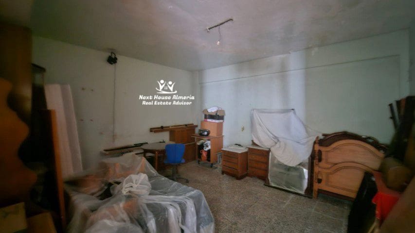 9 slaapkamer Huis te koop in Chirivel - € 175.000 (Ref: 9104908)