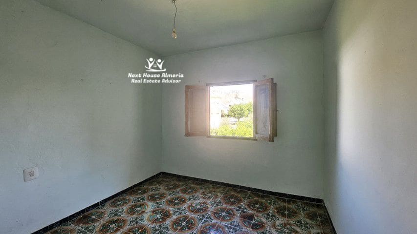 9 slaapkamer Huis te koop in Chirivel - € 175.000 (Ref: 9104908)