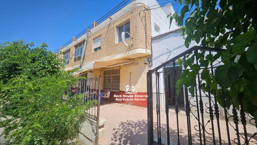 9 slaapkamer Huis te koop in Chirivel - € 175.000 (Ref: 9104908)