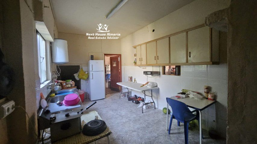 9 slaapkamer Huis te koop in Chirivel - € 175.000 (Ref: 9104908)