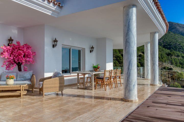 7 sypialnia Willa na sprzedaż w Valtocado - 1 900 000 € (Ref: 9109027)