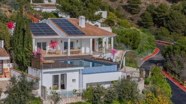 7 soverom Villa til salgs i Valtocado, Mijas - € 1 900 000 (Ref: 9109027)