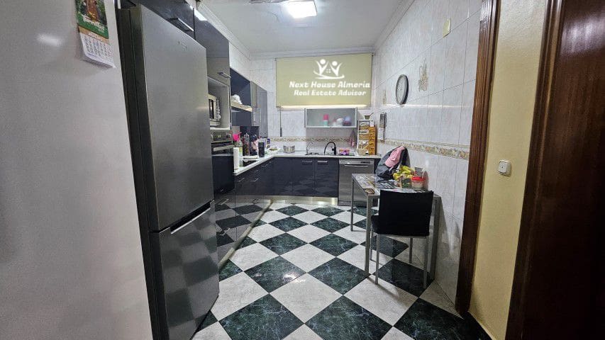 3 soveværelse Byhus til salg i Tabernas med garage - € 115.000 (Ref: 9130001)