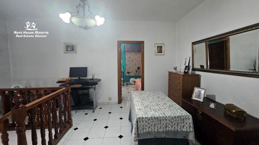 3 soveværelse Byhus til salg i Tabernas med garage - € 115.000 (Ref: 9130001)