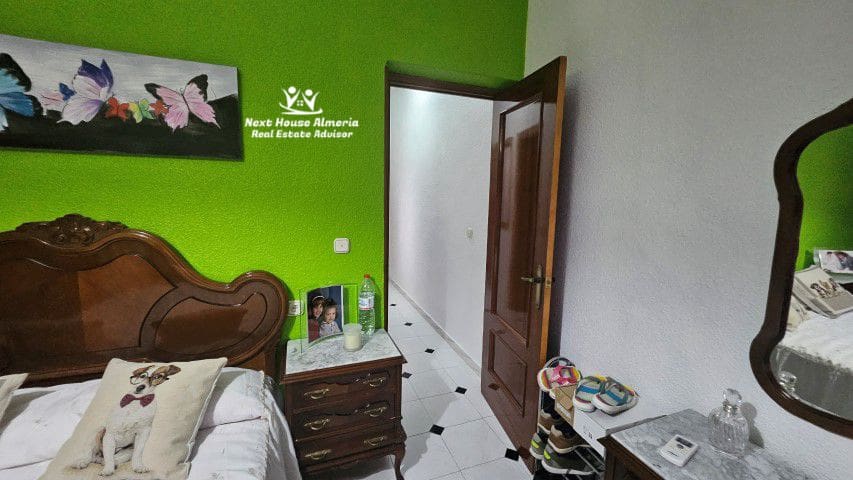 3 soveværelse Byhus til salg i Tabernas med garage - € 115.000 (Ref: 9130001)