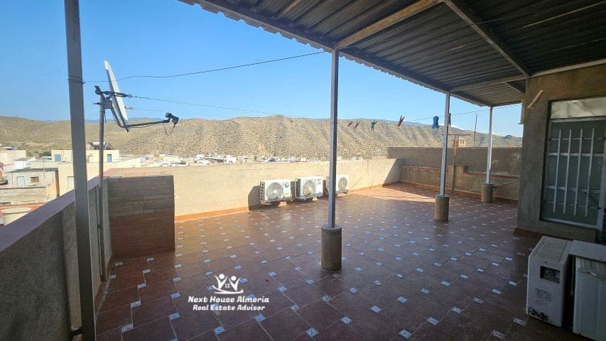 3 soveværelse Byhus til salg i Tabernas med garage - € 115.000 (Ref: 9130001)