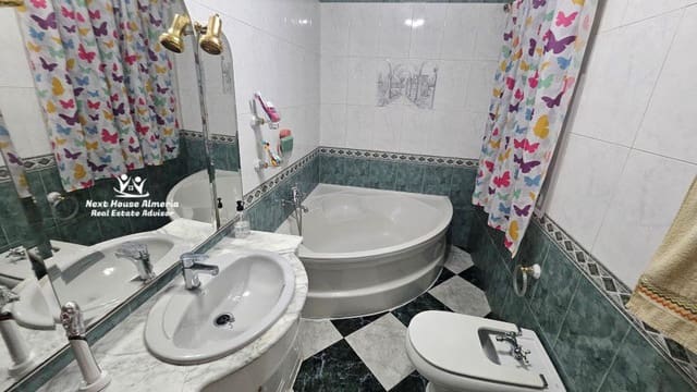 3 slaapkamer Huis te koop in Tabernas met garage - € 115.000 (Ref: 9130001)