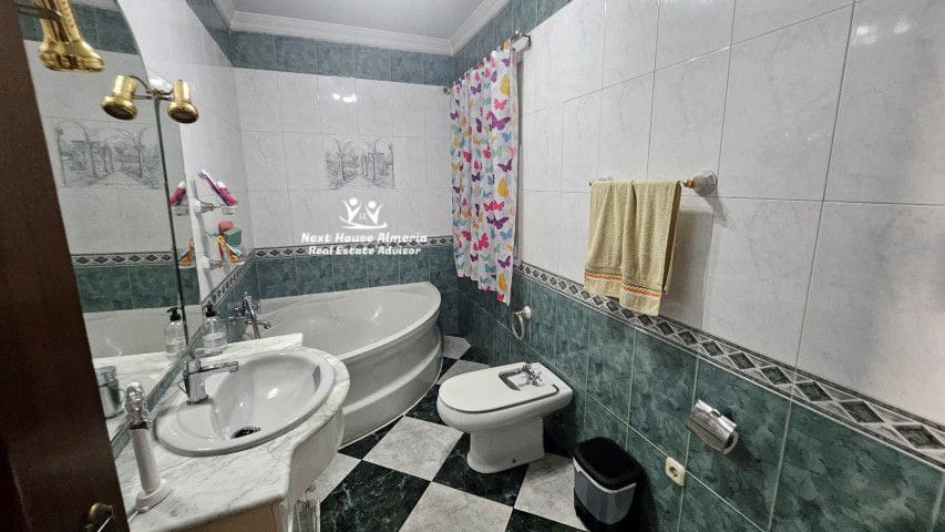 3 soveværelse Byhus til salg i Tabernas med garage - € 115.000 (Ref: 9130001)