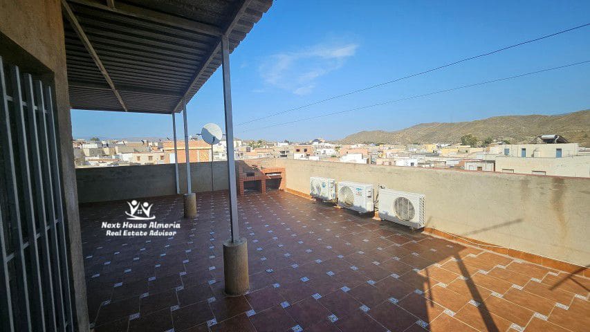 3 soveværelse Byhus til salg i Tabernas med garage - € 115.000 (Ref: 9130001)