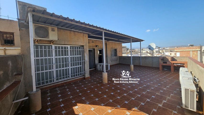 3 soveværelse Byhus til salg i Tabernas med garage - € 115.000 (Ref: 9130001)