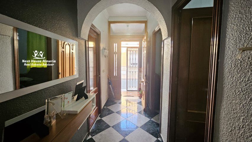 3 soveværelse Byhus til salg i Tabernas med garage - € 115.000 (Ref: 9130001)