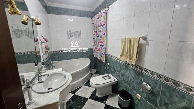 3 slaapkamer Huis te koop in Tabernas met garage - € 115.000 (Ref: 9130001)