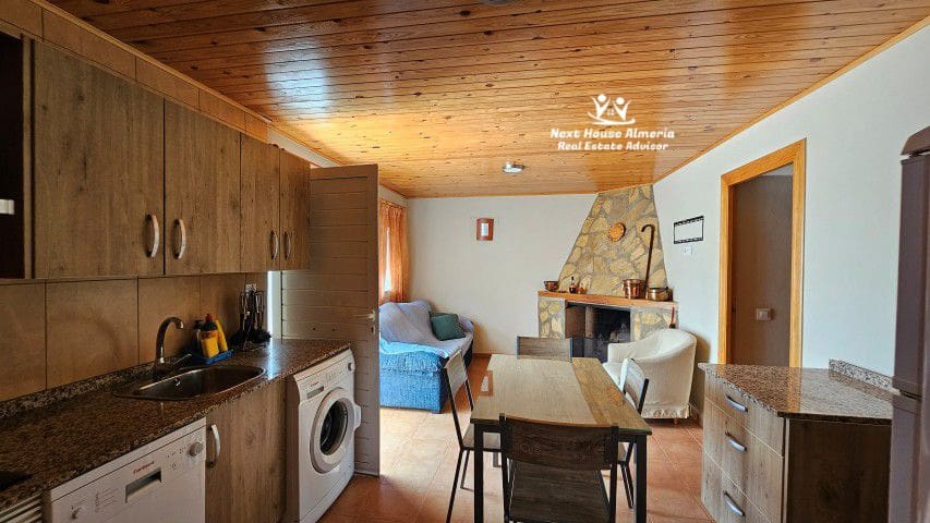 4 soveværelse Finca/Landehus til salg i Santopetar med garage - € 395.000 (Ref: 9145769)