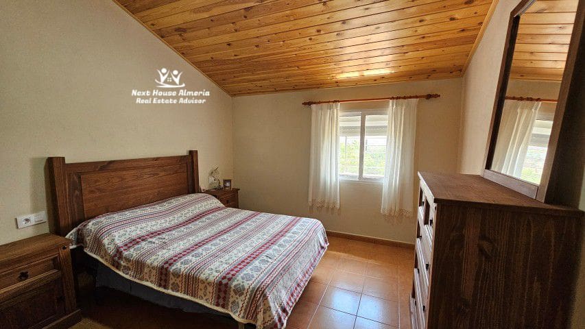 4 soveværelse Finca/Landehus til salg i Santopetar med garage - € 395.000 (Ref: 9145769)