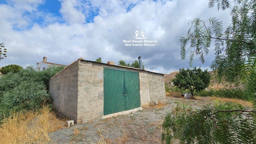 4 soveværelse Finca/Landehus til salg i Santopetar med garage - € 395.000 (Ref: 9145769)