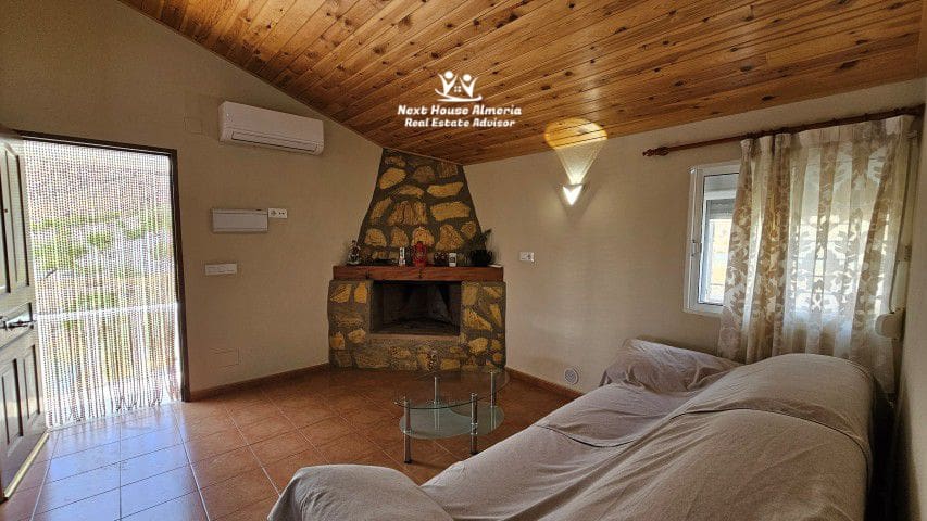 4 soveværelse Finca/Landehus til salg i Santopetar med garage - € 395.000 (Ref: 9145769)