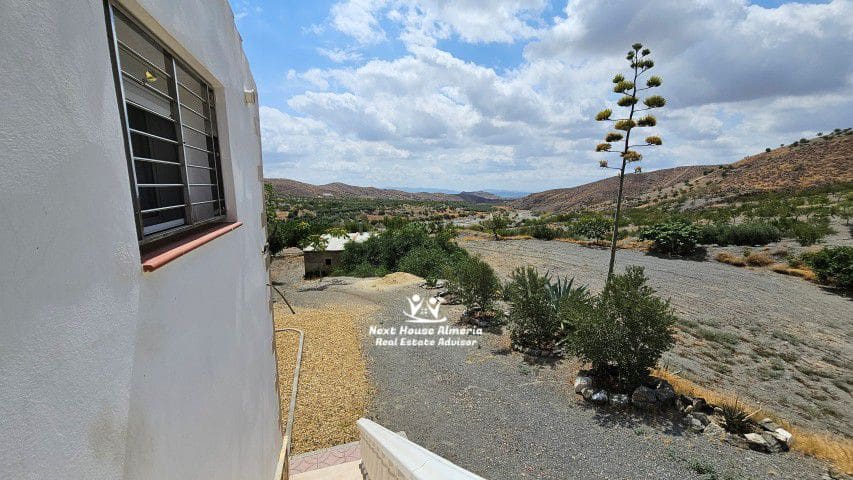 4 soveværelse Finca/Landehus til salg i Santopetar med garage - € 395.000 (Ref: 9145769)