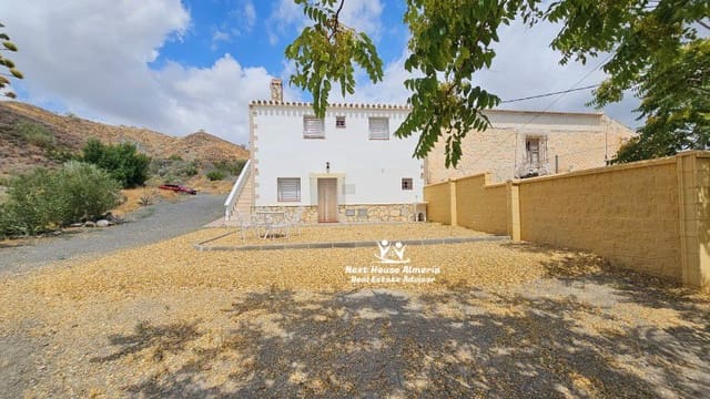 4 soveværelse Finca/Landehus til salg i Santopétar, Taberno med garage - € 395.000 (Ref: 9145769)