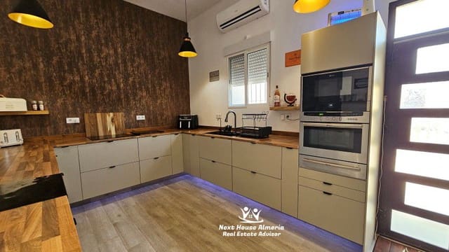 4 soveværelse Byhus til salg i Cantoria - € 199.500 (Ref: 9175075)