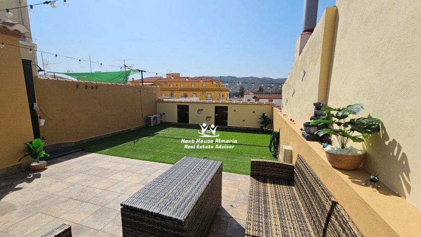 4 soveværelse Byhus til salg i Cantoria - € 199.500 (Ref: 9175075)