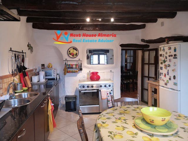 5 chambre Maison de Ville à vendre à Albanchez - 99 000 € (Ref: 9189684)