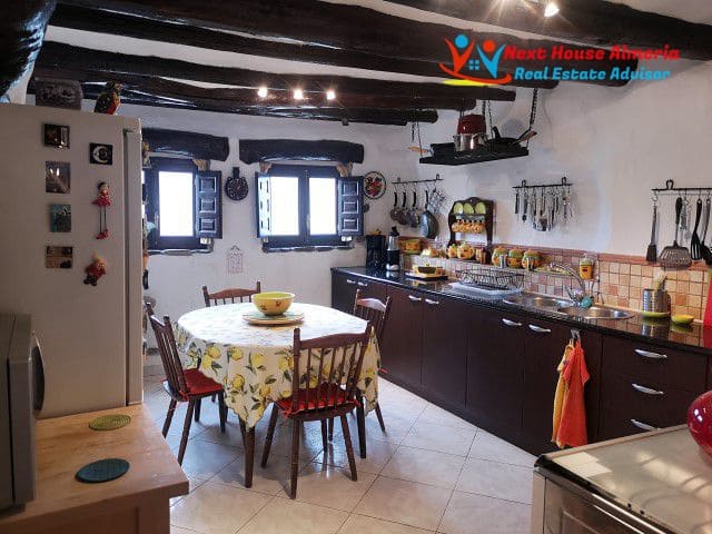 5 chambre Maison de Ville à vendre à Albanchez - 99 000 € (Ref: 9189684)