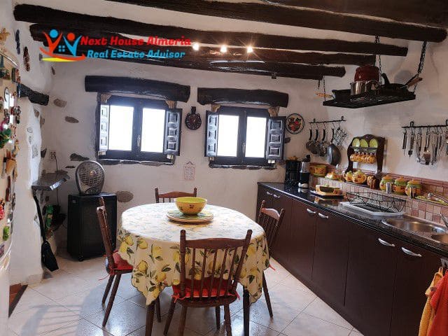 5 chambre Maison de Ville à vendre à Albanchez - 99 000 € (Ref: 9189684)