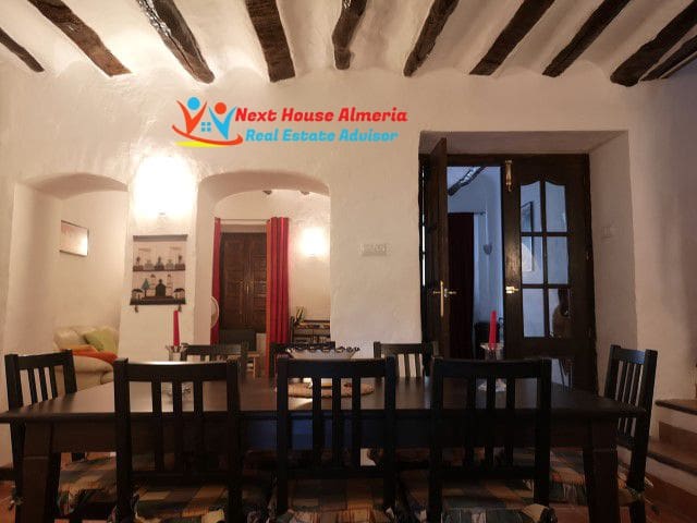 5 chambre Maison de Ville à vendre à Albanchez - 99 000 € (Ref: 9189684)