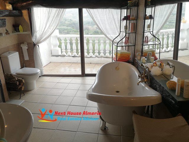 5 chambre Maison de Ville à vendre à Albanchez - 99 000 € (Ref: 9189684)