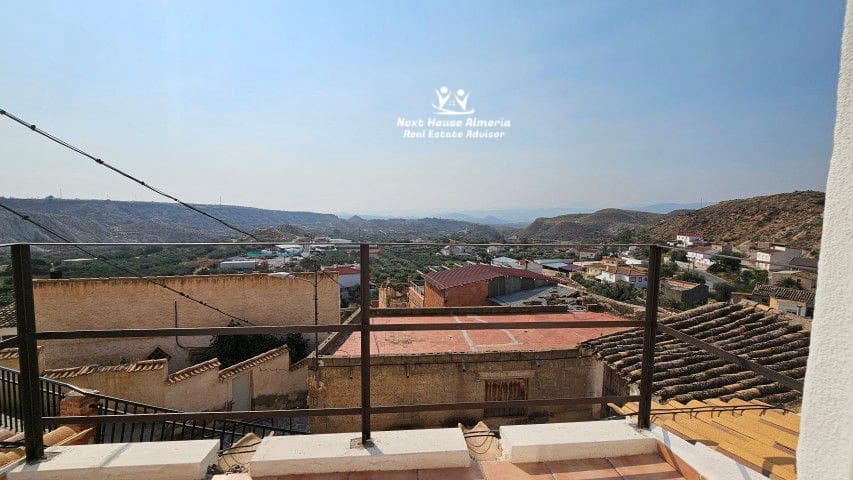 2 soveværelse Byhus til salg i Partaloa med garage - € 99.900 (Ref: 9191348)