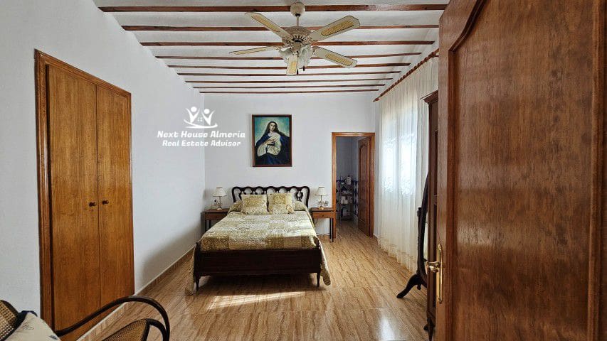 8 soveværelse Finca/Landehus til salg i Oria med garage - € 159.000 (Ref: 9247444)